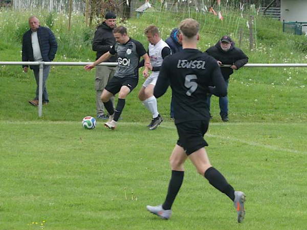 FSG Kirtorf - SV Leusel  1-2  12
