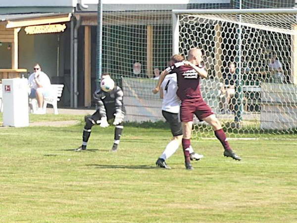SG Leusel II-Alsfeld-Eifa I - SG Saasen Harbach  4-3  01
