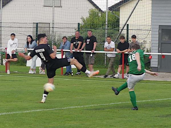 SG Neuenstein - SV Leusel  3-2  26