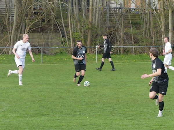 SV Bobenhausen - SV Leusel  1-3  15