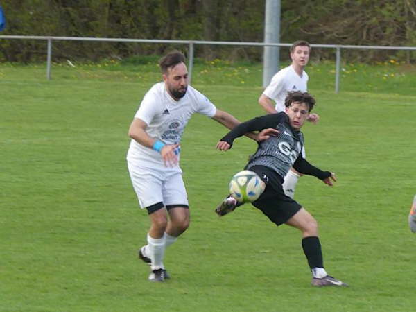 SV Bobenhausen - SV Leusel  1-3  15
