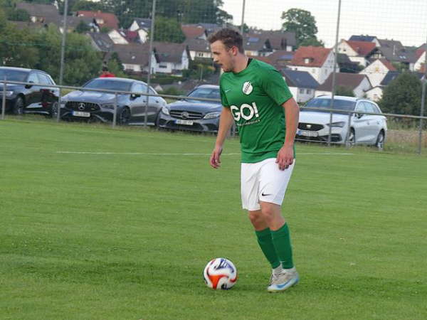 SV Emsdorf - SV Leusel  2-4  23