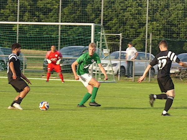 SV Emsdorf - SV Leusel  2-4  23