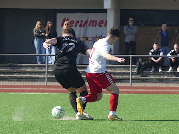 SV Leusel - FC Ederbergland II  2-1  09