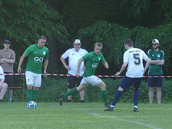 SV M�cke - SV Leusel  1-3  25