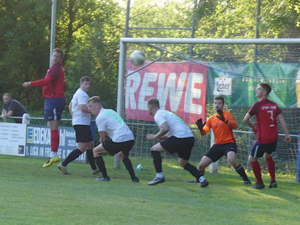 SV Mcke - SV Leusel  2-5  06